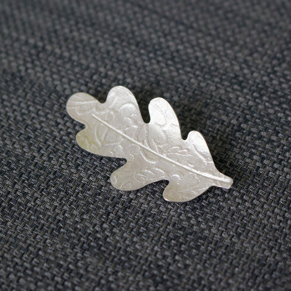 sterling silver oak leaf brooch at Joanne Tinley Jewellery