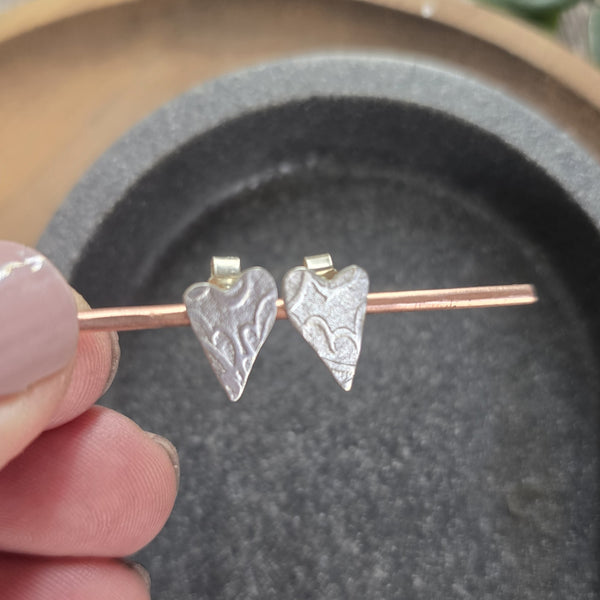 Oak Heart stud earrings