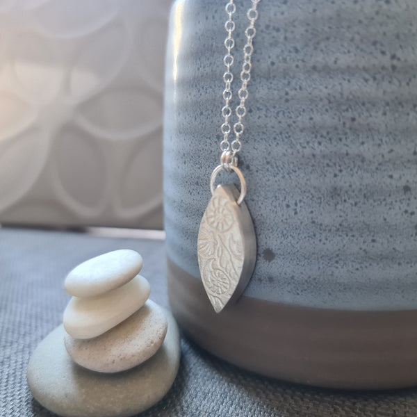 Seashells Hanging Box Pendant