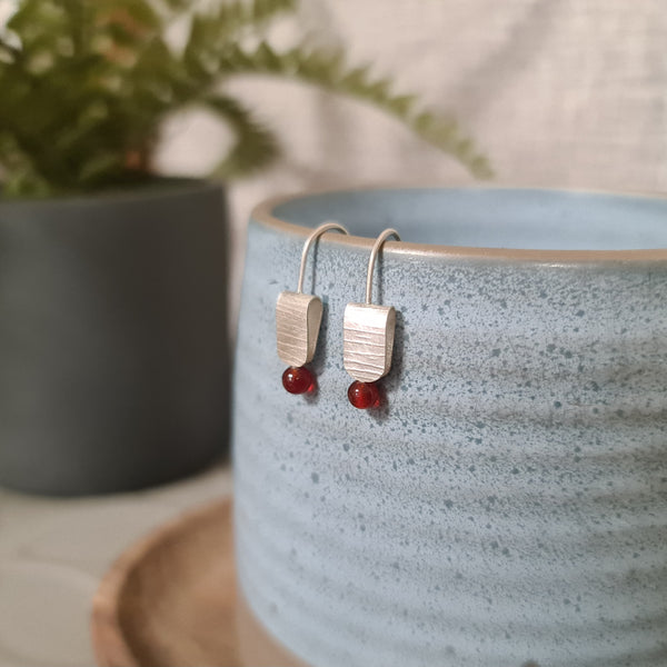 Dainty Drops of Bright