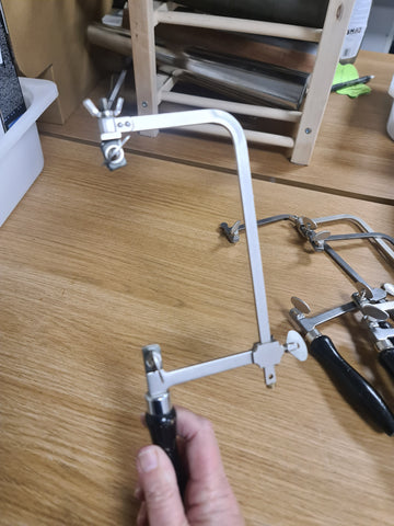 adjustable saw frame