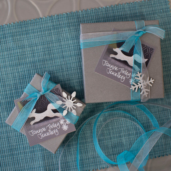 free gift wrapping at Joanne Tinley Jewellery