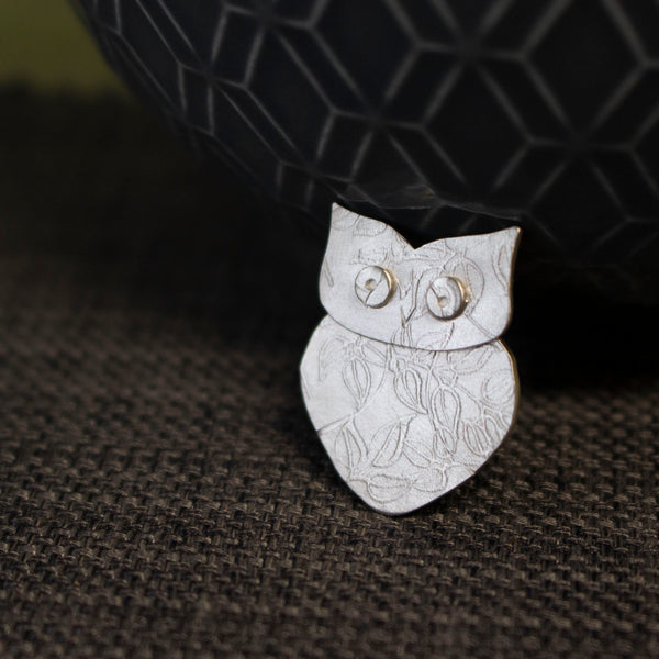 Small Owl Pin